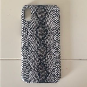 Snake skin phone case